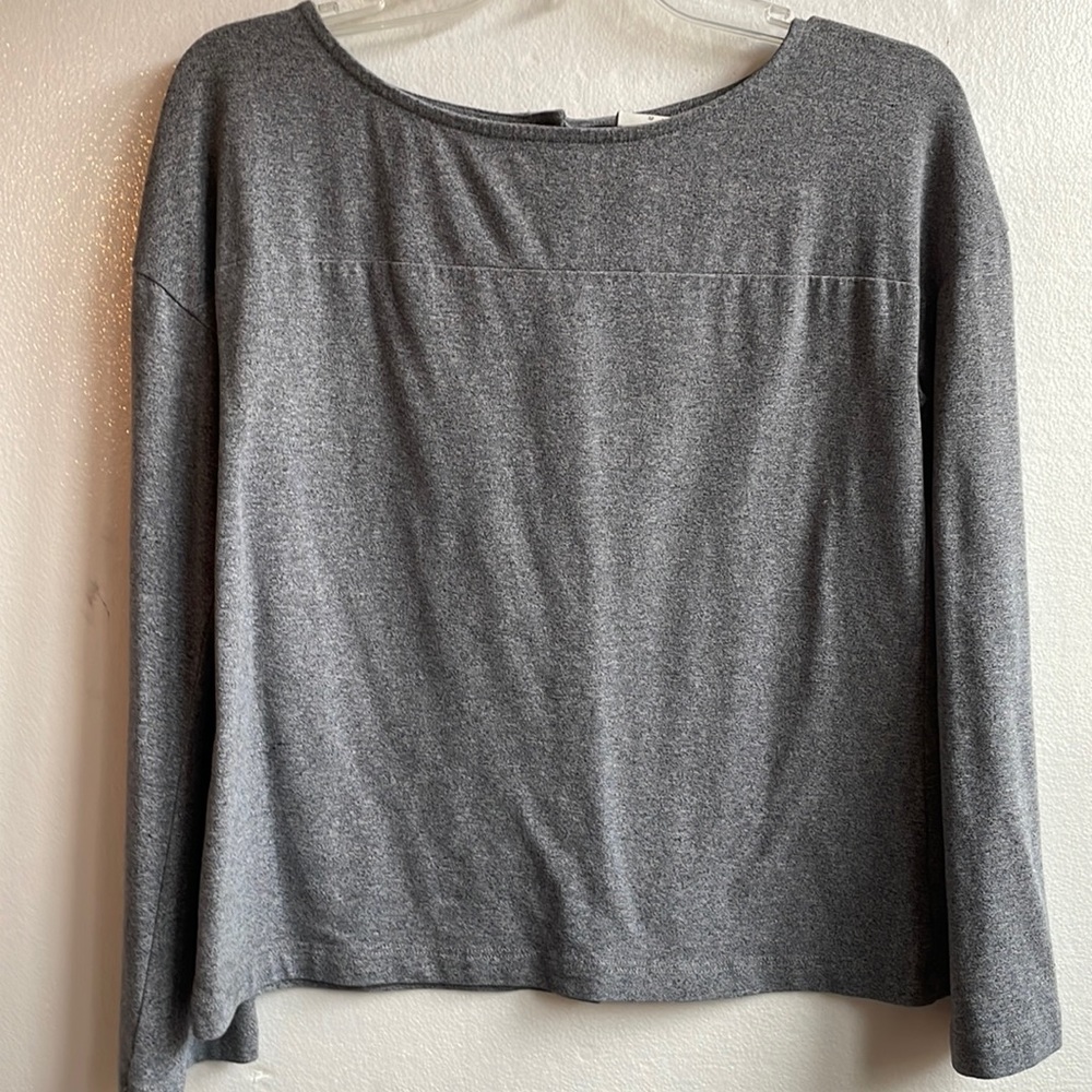 A New Day stretch knit button back long bell sleeve top size extra small